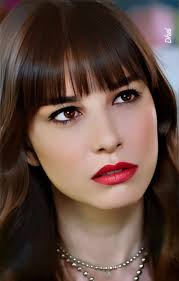 Lovely face and beautiful #Ozgegurel 🥰♥️