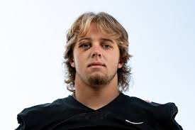 Byron Center football preview: New QB, experienced defense aim to keep  Bulldogs rolling in 2023