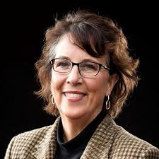 Thunder Dog: The True Story of a Blind Man, His Guide Dog, and the Triumph  of Trust: Hingson, Michael, Flory, Susy: 9781400204724: Amazon.com: Books