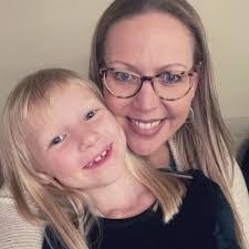 Jill Adkins's Instagram, Twitter & Facebook