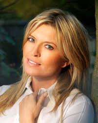 Tina Hobley (1971-05-20)