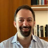 300+ profili “Aaron”