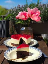 Schneewittchenkuchen schreit förmlich danach einmal kurz in das märchenbuch der. Schneewittchen Torte Low Carb Holla Die Kochfee
