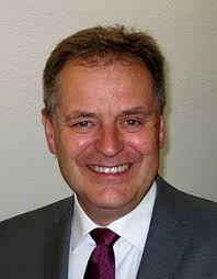 Richard Arnold (politician)