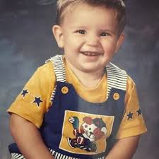 Amanda M. Sink (@Sinkintothis)