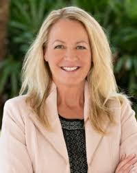 Lorin Tyler's Instagram, Twitter & Facebook