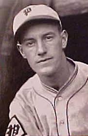 Remembering Chuck Thompson, Legendary Sports Announcer