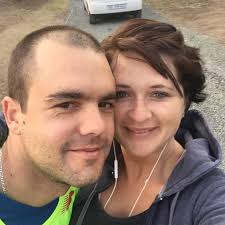 Angela Lauer (@lauerange)