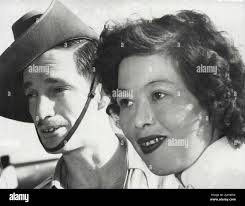 War brides hi-res stock photography and images