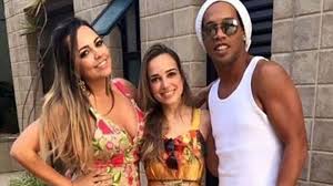 3 july at 07:36 ·. Quienes Son Priscilla Coelho Y Beatriz Souza Las Futuras Esposas De Ronaldinho Infobae