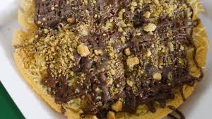 Crispy fried banana with chocolate & cheese. Markozar Find Trendy Bazaar Food Like Goreng Pisang With Cheese In Yishun Sethlui Com