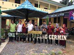 Jalur afirmasi paling sedikit 15% (lima belas persen) dari daya tampung sekolah. Universitas Teknokart Indonesia Menyelenggarakan Praktik Pengalaman Lapangan Ppl Berkerjasama Dengan 25 Sekolah Sma Smk Ma Se Provinsi Lampung Kemahasiswaan Teknokrat