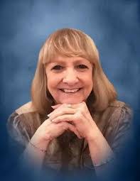 Emily Milner's Instagram, Twitter & Facebook