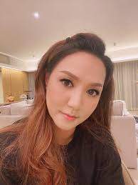 Vivian lai is an actress. é»Žç'žæ©vivian Lai Facebook