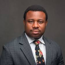 Timothy A., 8 yıllık deneyime sahip deneyimli bir İngilizce dili ve  diksiyon öğretmeni.