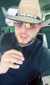 TE DECIMOS QUIÉN ES EL GUAPO NOVIO DE ALICIA VILLARREAL!!" Cibad Hernández:  el nuevo novio de Alicia Villarreal que pasó de la adversidad a ser  conferencista motivacional ✨🎤 Tras confirmar su romance