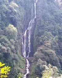Mera - 'सौ-धारा' (सरमूल) - सरयू का उद्गम स्थल, कपकोट (बागेश्वर) उत्तराखण्ड।  #Sarmul #saryu फ़ोटो साभार- श्री दयाल कुमाल्टा। www.merapahad.com | Facebook