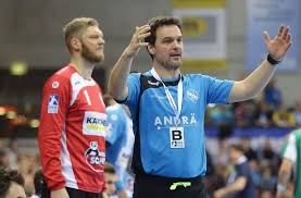 Zum jährlichen grundgehalt von 960.000 euro kommen individuell verhandelte prämien, die das gesamtgehalt in den. Interview Mit Markus Baur Zur Handball Em Jogi Bitter Ist Ein Glucksfall Fur Das Team Sportmeldungen Stuttgarter Zeitung