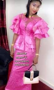 Vainqueur de l'année 2019 dans la catégorie cyberharcèlement, redécouvrez la vidéo du lycée denis. Pin By Thiam On Senegalaise African Fashion African Attire African Fashion Dresses