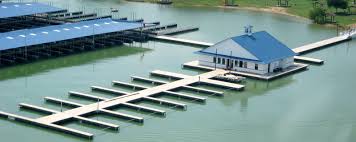 Our kits have a modular design, easy to ship, easy to assemble, eliminates winter hassles, and solves dock permitting problems. Floating Docks Dock Boxes Unlimited