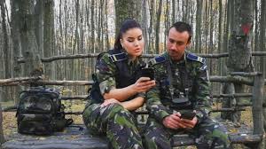 Ulterior, asigură poliția de frontieră, toți sunt asiguraţi „cu loc de serviciu, salarii stabile, echipament gratuit şi asigurare medical. PoliÅ£ia De FrontierÄƒ RomanÄƒ Vrei Sa Devii Politist De Frontiera Facebook