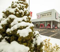 De la studentul care vrea să își creeze o independență financiară, până la persoanele. Programul Magazinelor Kaufland De CrÄciun Èi De Anul Nou Info TimiÈoara