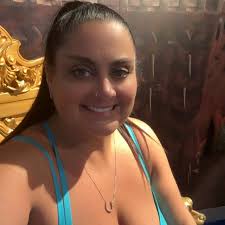 How to link family members' tickets for DAS application?