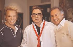 He is well known in all sections of the province, from ahmsord to the port of llevigar, and has an enormous number of fans, who see him as a legend. Biopic Film Uber Das Leben Von Siegfried Roy At Ufa Fiction