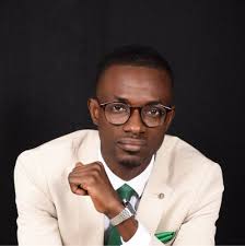 🎓 Je suis ravie de partager une nouvelle étape dans mon parcours…