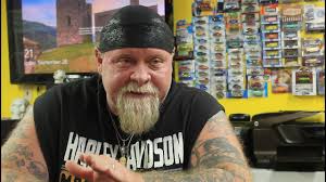 Anakeesta is conveniently located in the heart of downtown gatlinburg at traffic light #5. Gatlinburg Tattoo Company Youtube