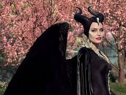 Maléfique, le pouvoir du mal, continue d'explorer les relations complexes entre la sorcière et la future reine. Malefique 2 Le Pouvoir Du Mal Une Suite Formatee Sans Subtilite En Blu Ray Dvd Et Vod