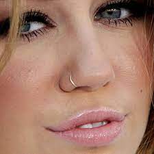 65 Celebrities With Nose Piercing Body Art Guru