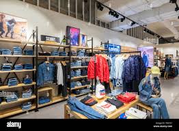 Levi sales latest discount store