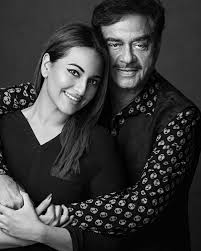 sonakshi-sinha-zaheer-iqbal-wedding-gossips-on-internet-reddit-shatrugan-sinha-poonam-sinha