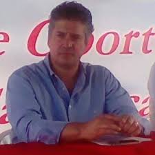 A young pablo and gustavo face death, which forces them to face something even more dangerous seething within them. Arq Gustavo Escobar Sotelo Home Facebook