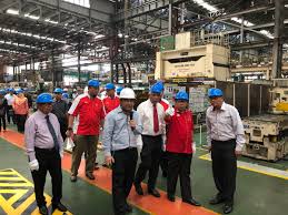 5,683 sukaan · 9 berbicara tentang ini. Roman Akramovich On Twitter Dulu Ada Kilang Kereta Jual Sekarang Tinggal Kilang Spare Part Aje Lah