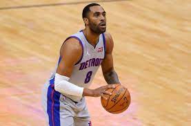 Is an american professional basketball player who last played for the detroit pistons of the national basketball. Detroit Pistons Most Likely Trade Destinations For Wayne Ellington