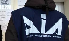 Risultato immagini per IMMAGINE DI MAFIA E AFFARI