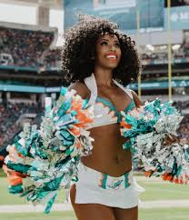 Each living room box is located on the field behind the west endzone with access to an exclusive club space featuring views of the miami dolphins locker room! Jess Miami Dolphins Cheerleader And A Nurse Science Cheerleaders