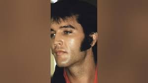 Elvis❤️She Thinks I Still Care❤️⚡⚡