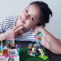 90+ perfiles de «Evie»