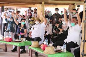 Fun for the whole family. Polres Tulang Bawang Barat Berhasil Meringkus Penyalahguna Narkoba