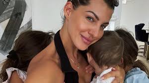 Niedlich: Sarah Harrison postet Vier-Generationen-Bild!