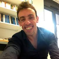 Julia Rezende Loureiro