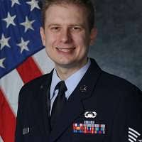 Raphael Warnock official photo