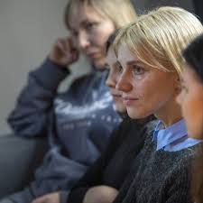 Tåget var helt nedsläckt för att vi inte skulle synas, annars hade vi  blivit bombade”