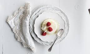 La Meilleure Recette De Panna Cotta Au Chocolat Blanc Chocolate Panna Cotta White Chocolate Panna Cotta White Chocolate