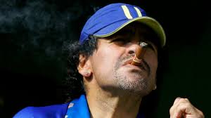 En el día de su fallecimiento, apagó completamente sus luces. Argentine Soccer Great Diego Maradona Dies At 60 Chicago News Wttw