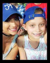 Shauna Vasquez's Instagram, Twitter & Facebook