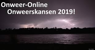 Onweer, stortregens en een fraaie rolwolk waargenomen. Onweerskansen Algemeen 2019 Onweer Online Nl